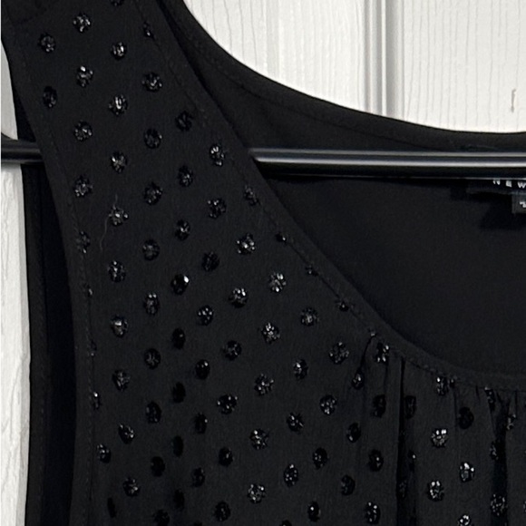 Jones New York tank, black, sz L, sheer top layer with sparkly polka dots - Picture 1 of 11